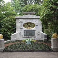 Grabmal des Fabrikanten Friedrich Rehwoldt